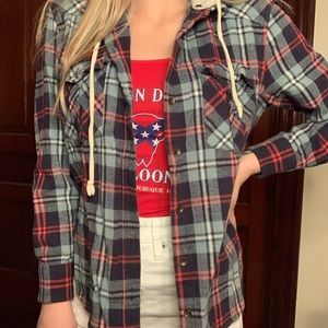 Women’s flannel with detachable hoodie